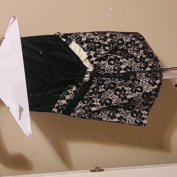 Strapless Halter Top - Picture 4 of 6